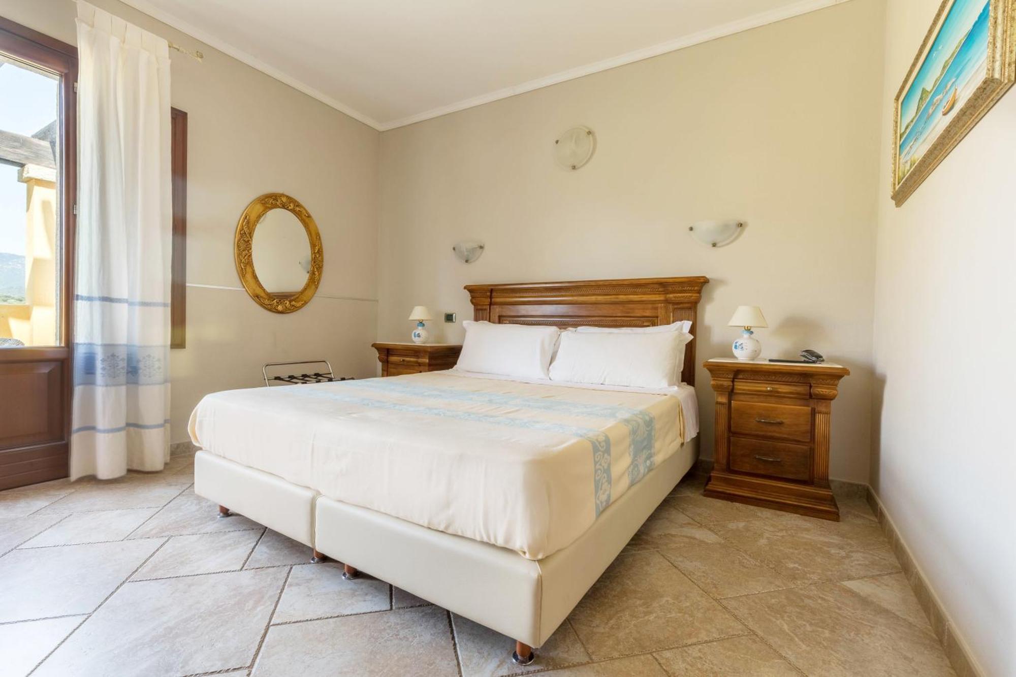 Hotel Sa Suergia Villasimius Εξωτερικό φωτογραφία