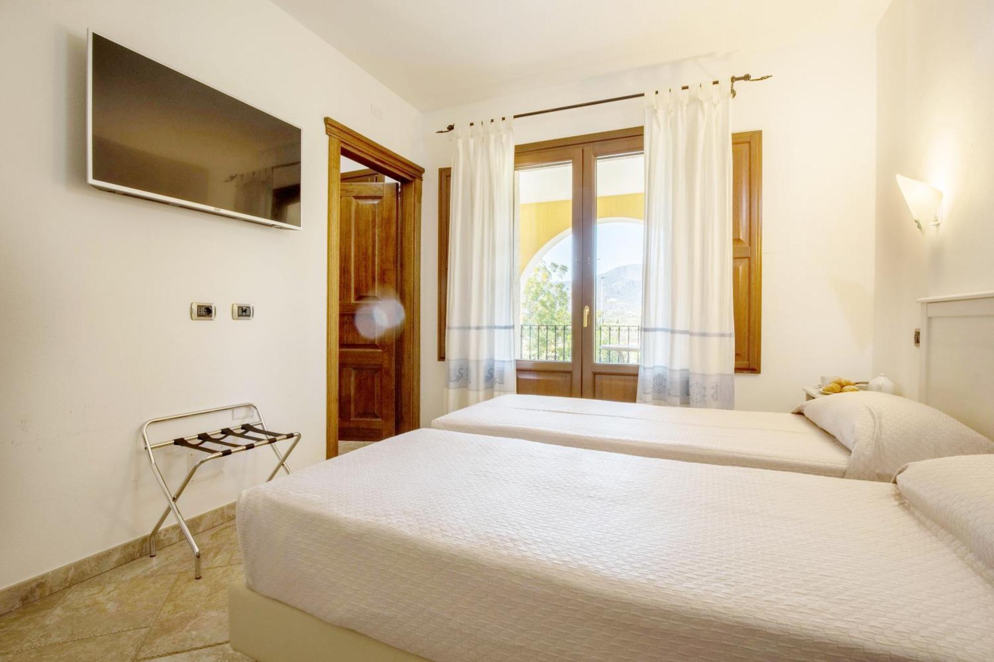Hotel Sa Suergia Villasimius Εξωτερικό φωτογραφία